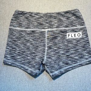 Fleo Tenacious shorts